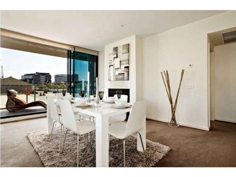 802 /  50 Lorimer Street, Docklands VIC 3008