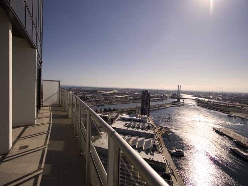 3603/100 Harbour Esplanade, Docklands VIC 3008