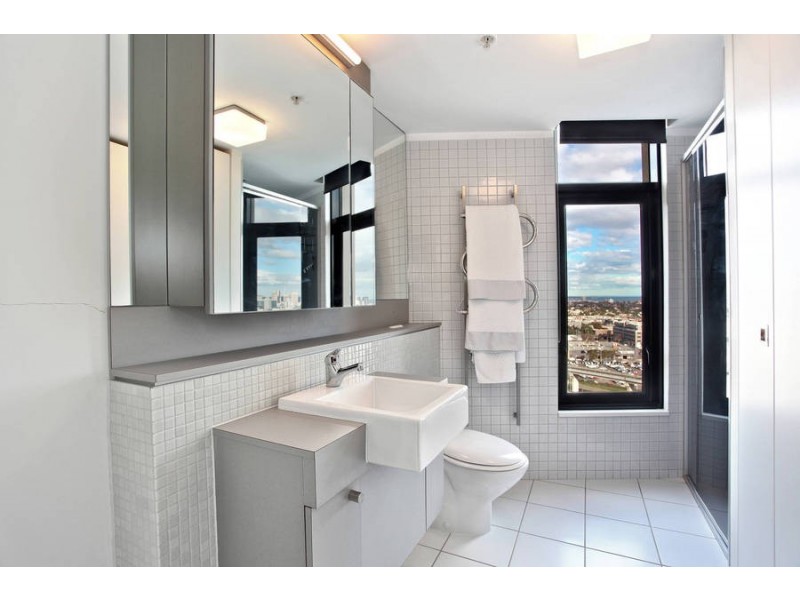 2001 / 60 Lorimer Street, Docklands VIC 3008
