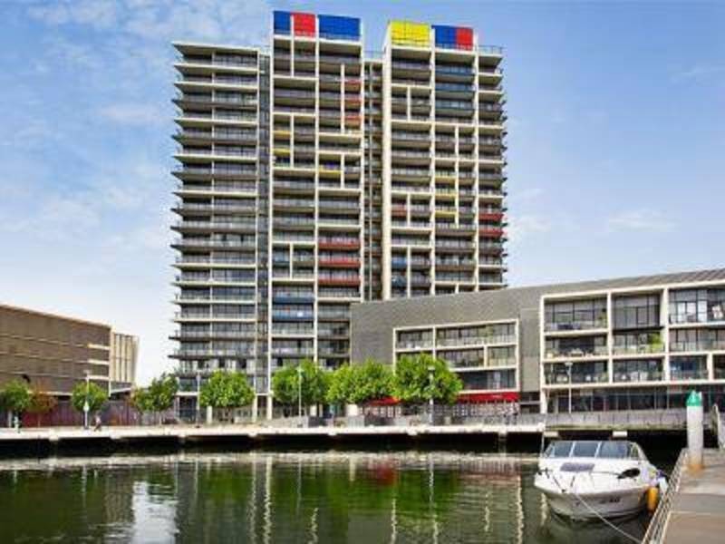 2001 / 60 Lorimer Street, Docklands VIC 3008