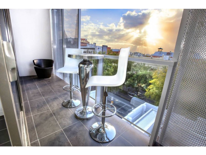 403 / 256 – 260 Chapel Street, South Yarra VIC 3141