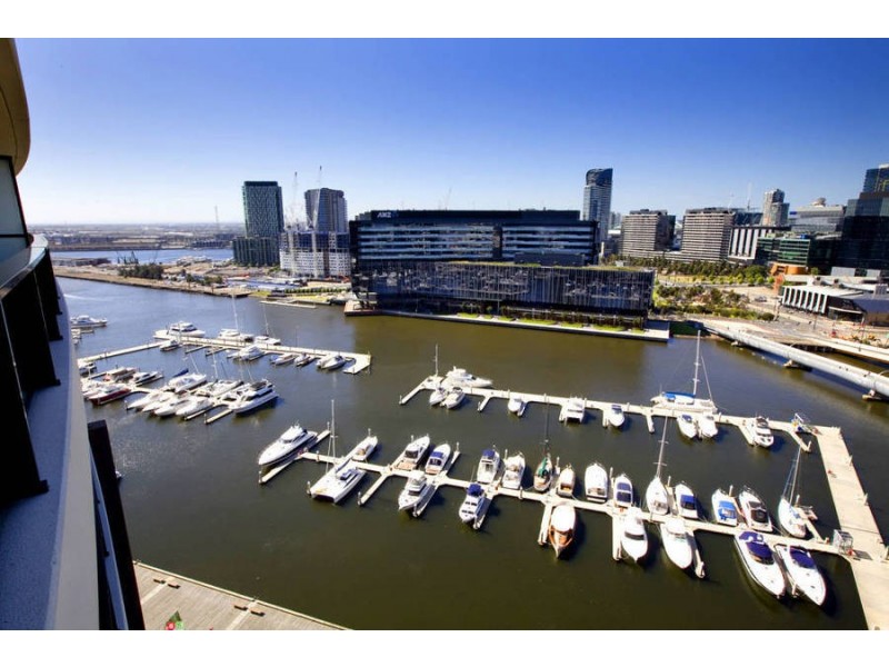 1803 / 70 Lorimer Street, Docklands VIC 3008