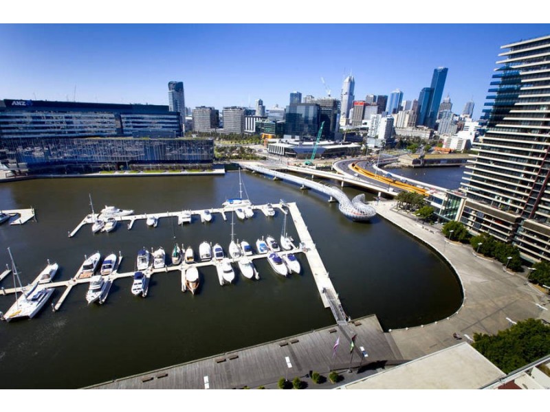 1803 / 70 Lorimer Street, Docklands VIC 3008