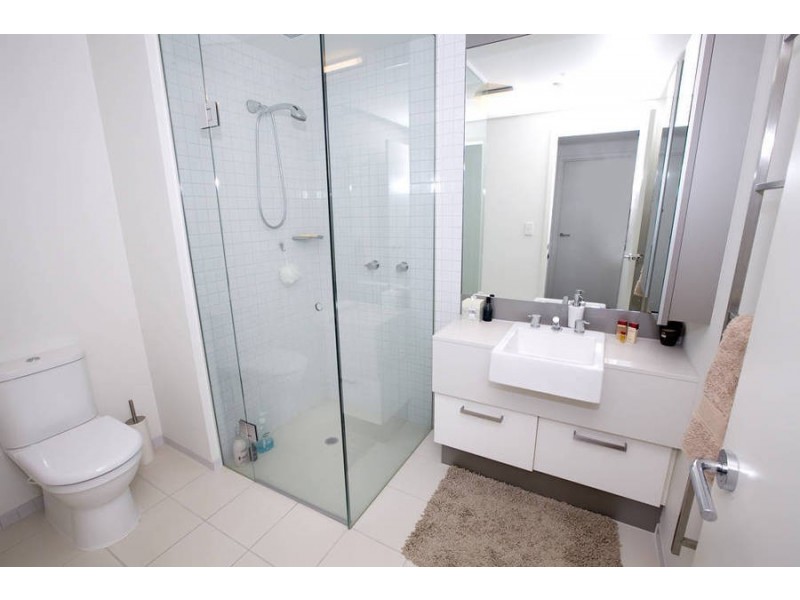 1803 / 70 Lorimer Street, Docklands VIC 3008