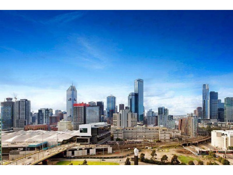 1805 /  8 McCrae Street, Docklands VIC 3008