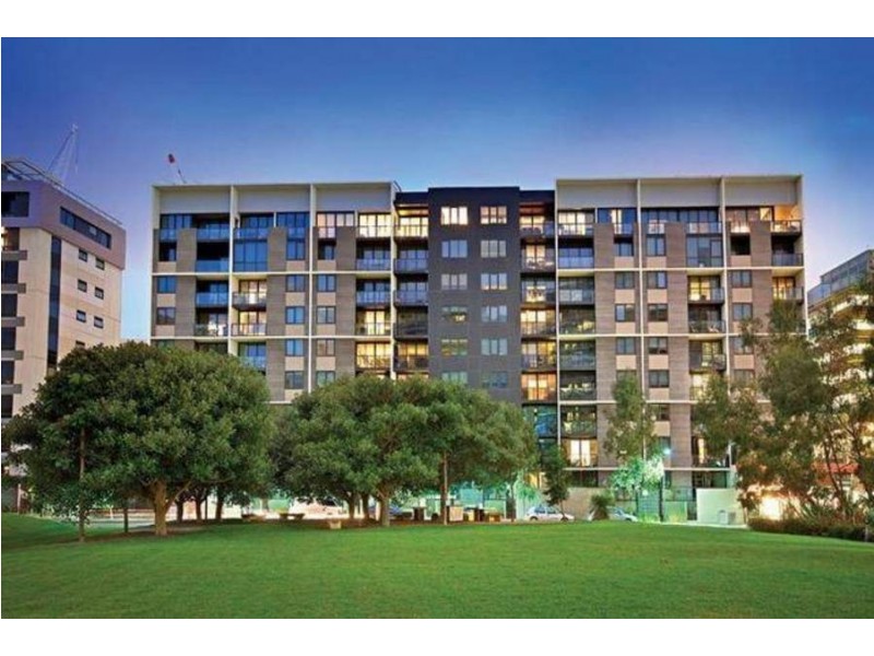 45/801 Bourke Street, Docklands VIC 3008