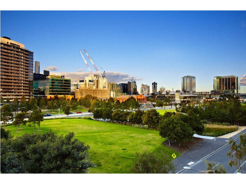 45/801 Bourke Street, Docklands VIC 3008