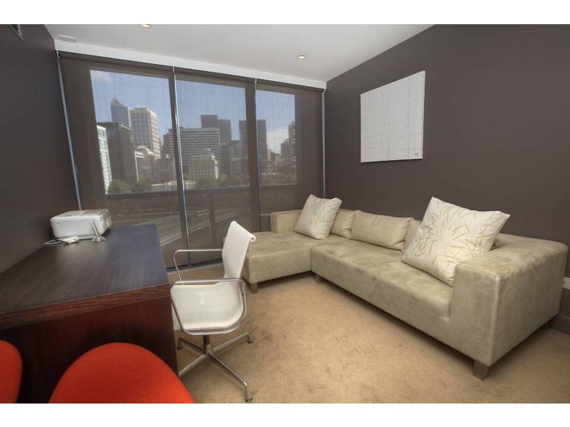 613 / 1 Freshwater Place, Southbank VIC 3006