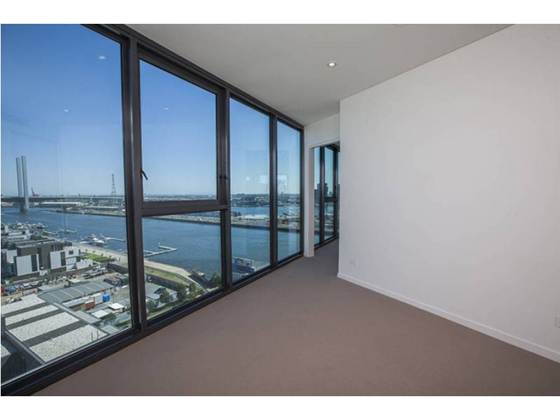 1206 / 1 Point Park Crescent, Docklands VIC 3008