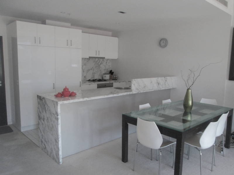 1705 / 8 Waterview Walk, Docklands VIC 3008