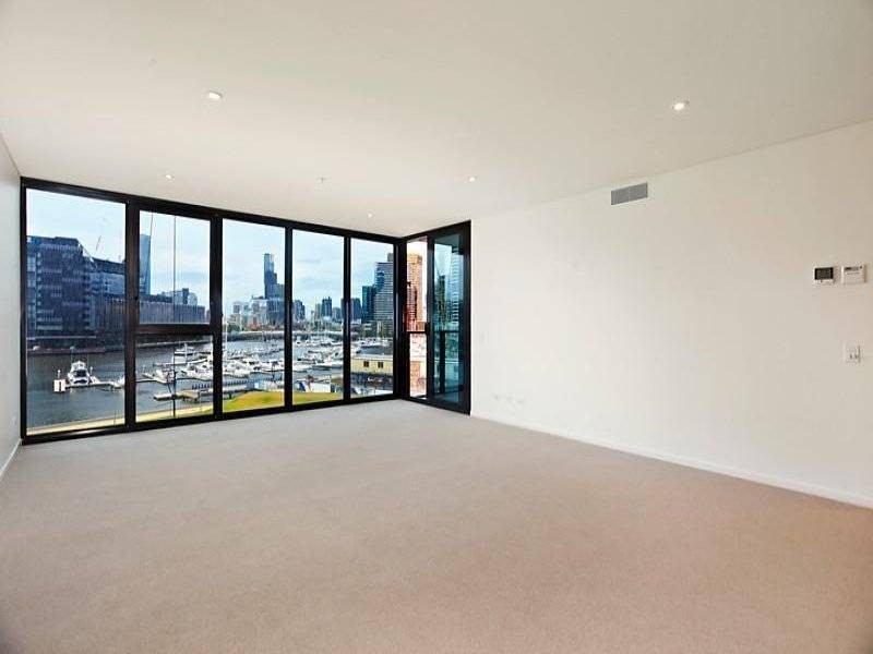 803 / 1 Point Park Crescent, Docklands VIC 3008