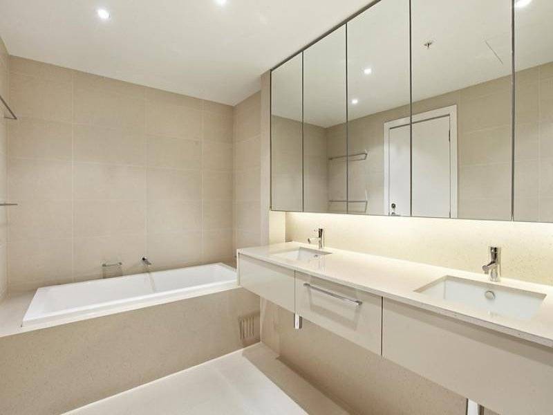 803 / 1 Point Park Crescent, Docklands VIC 3008