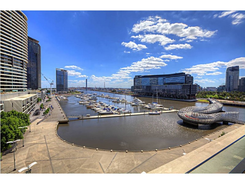 706 / 50 Lorimer Street, Docklands VIC 3008