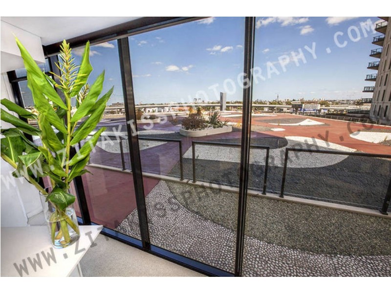 706 / 50 Lorimer Street, Docklands VIC 3008