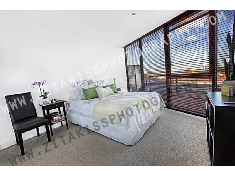 706 / 50 Lorimer Street, Docklands VIC 3008