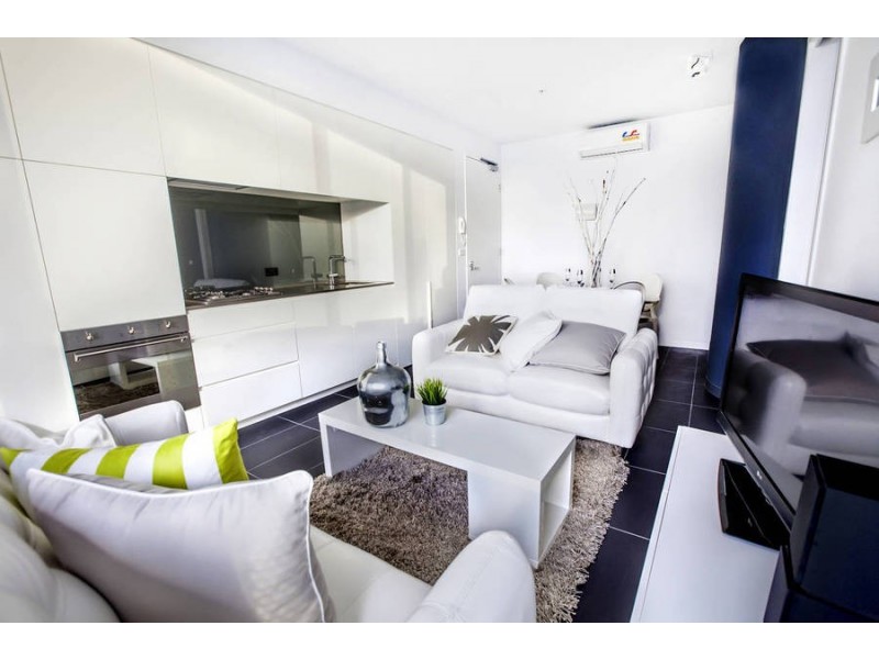 504 / 1 Point Park Crescent, Docklands VIC 3008