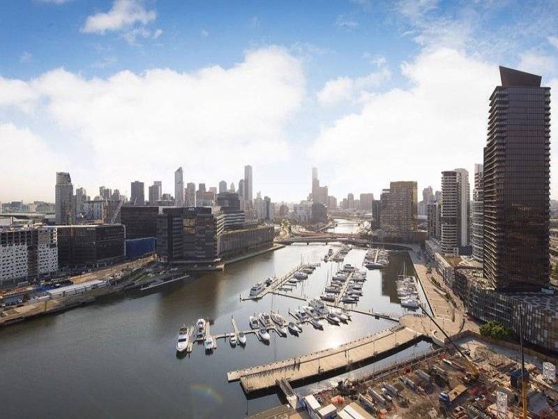 2201 / 1 Point Park Crescent, Docklands VIC 3008