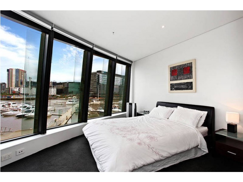 401 / 98 River Esplande, Docklands VIC 3008