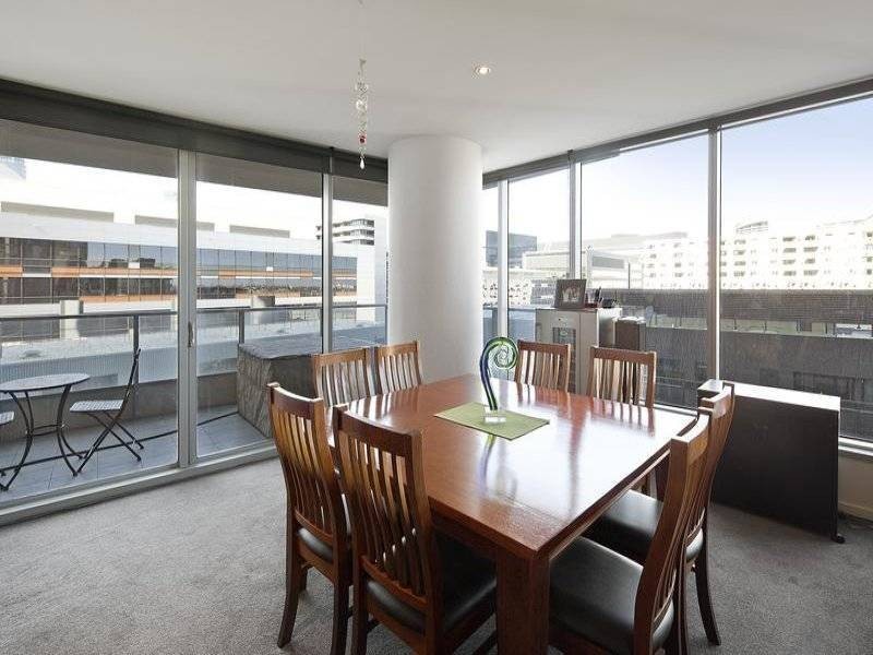 105 / 55 Victoria Harbour Promenade, Docklands VIC 3008