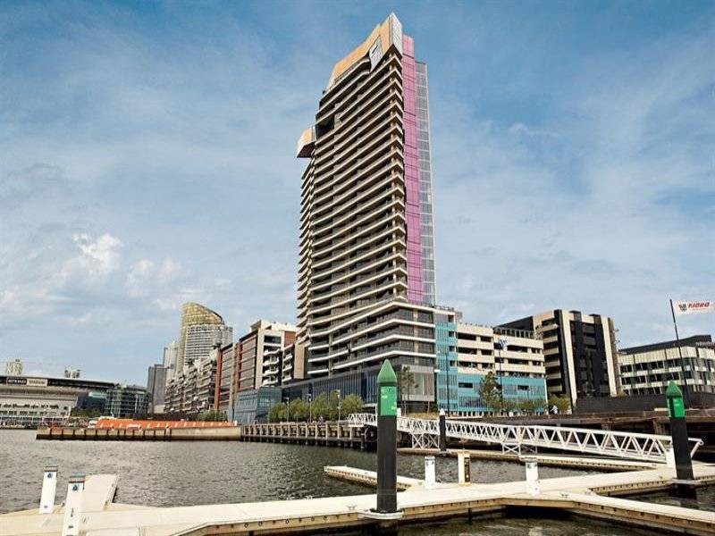105 / 55 Victoria Harbour Promenade, Docklands VIC 3008