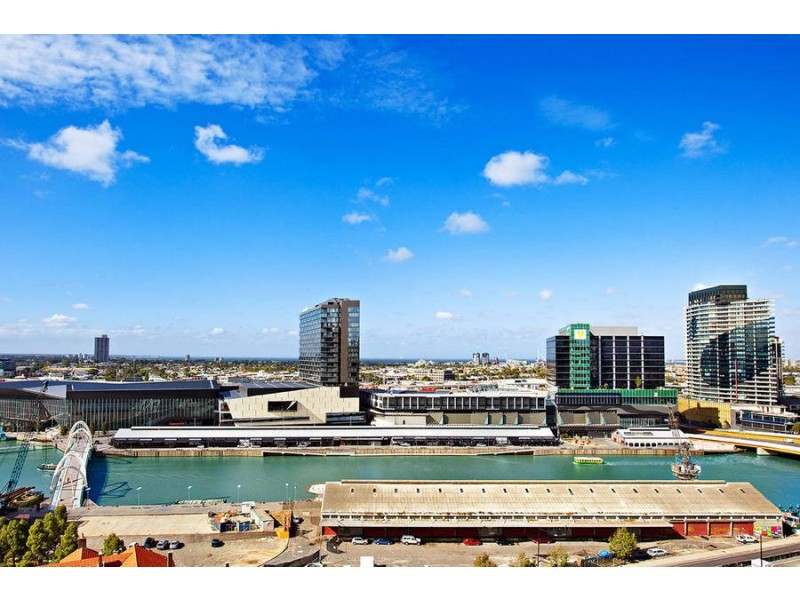 1604 / 8 McCrae Street, Docklands VIC 3008