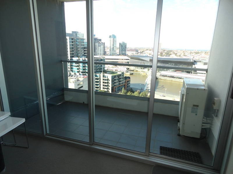 1604 / 8 McCrae Street, Docklands VIC 3008