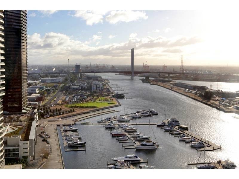 2206 / 50 Lorimer Street, Docklands VIC 3008
