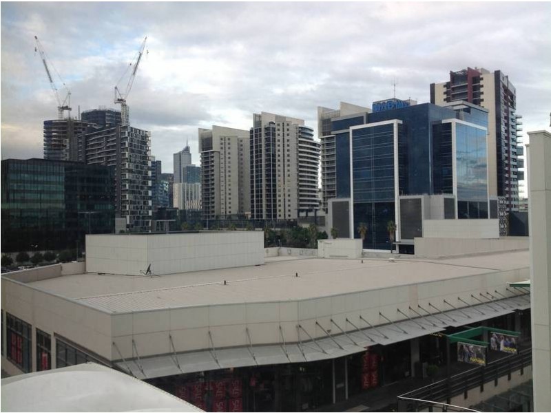 307 / 120 Studio Lane, Docklands VIC 3008
