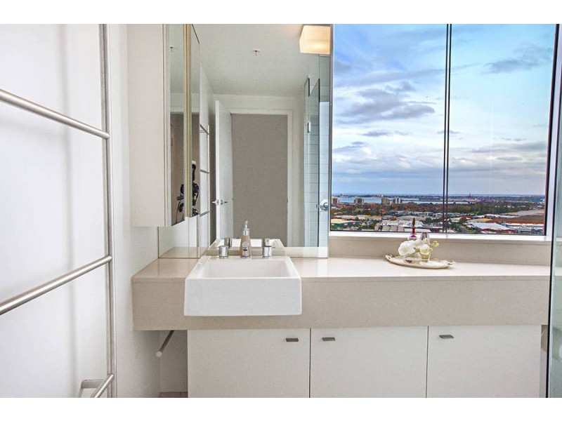 2601 /  80 Lorimer Street, Docklands VIC 3008