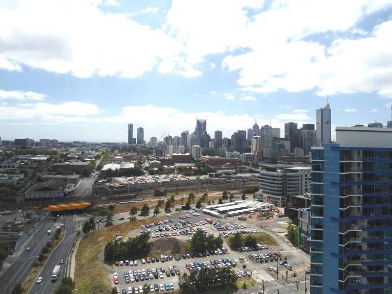 2207 / 8 Marimon Place, Docklands VIC 3008