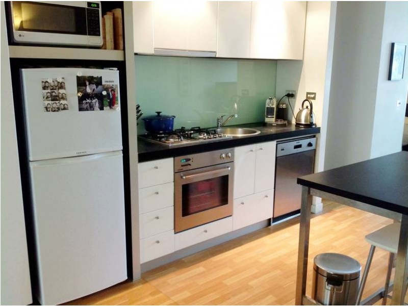 903 / 422 Collins Street, Melbourne VIC 3000