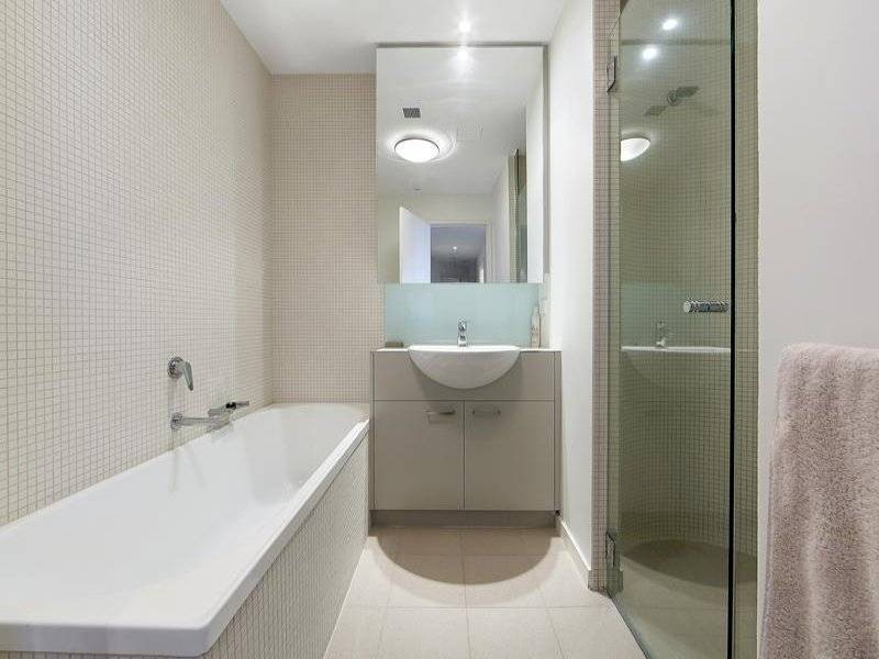 1803/5 Caravel Lane, Docklands VIC 3008
