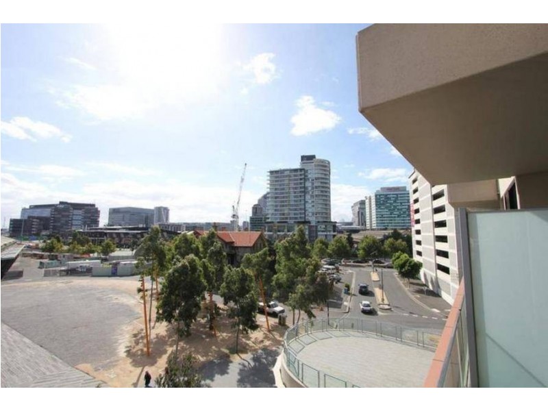 216 / 60 Siddeley Street, Docklands VIC 3008