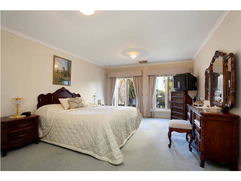 140 Beach Street, Port Melbourne VIC 3207