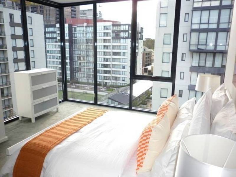 912 / 38 Banks Street, South Melbourne VIC 3205