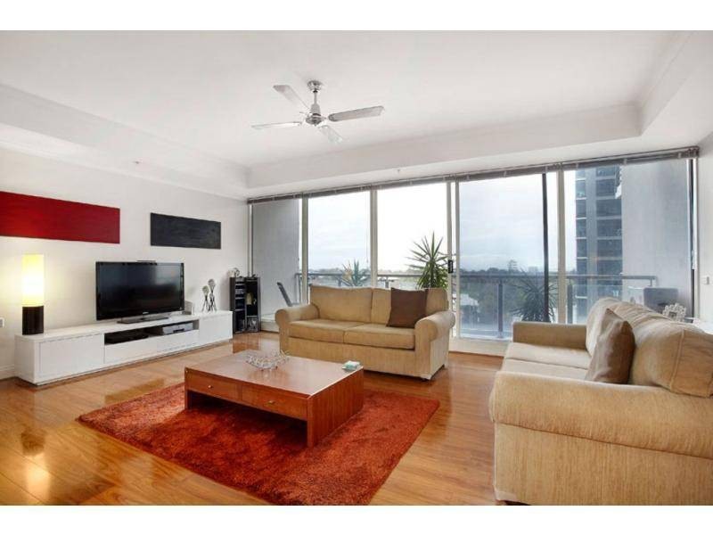 69 / 632 St Kilda Road, Melbourne VIC 3000