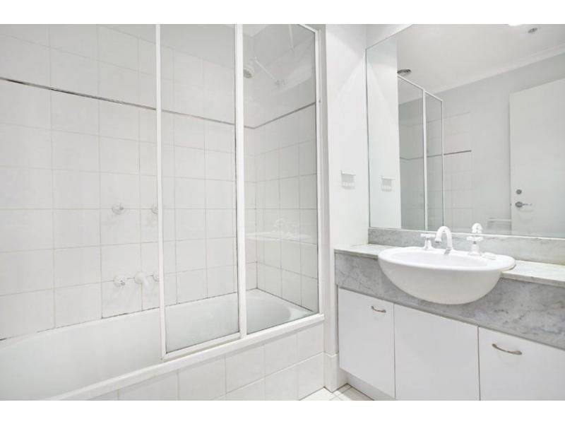 69 / 632 St Kilda Road, Melbourne VIC 3000