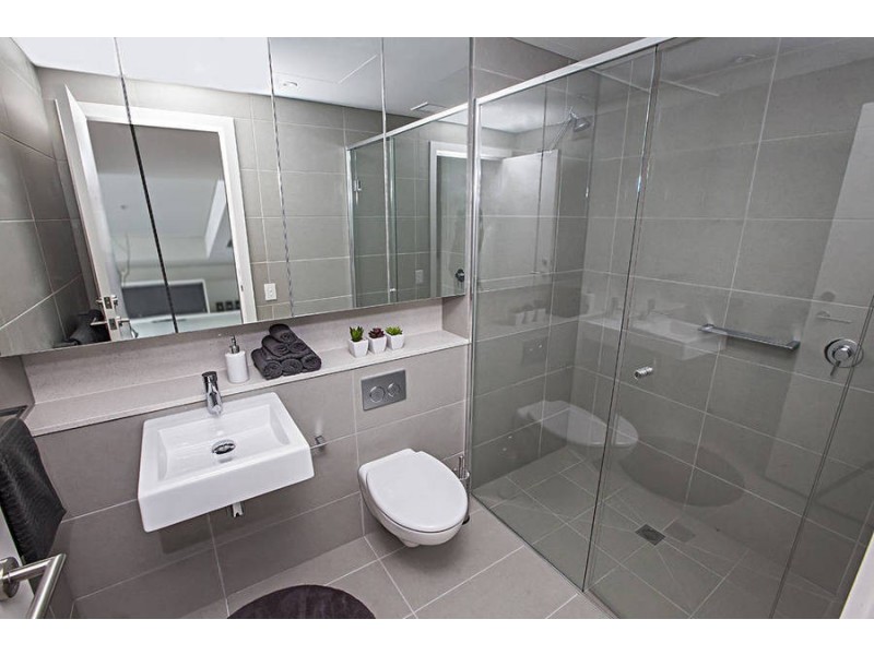 905 / 1 Point Park Crescent, Docklands VIC 3008