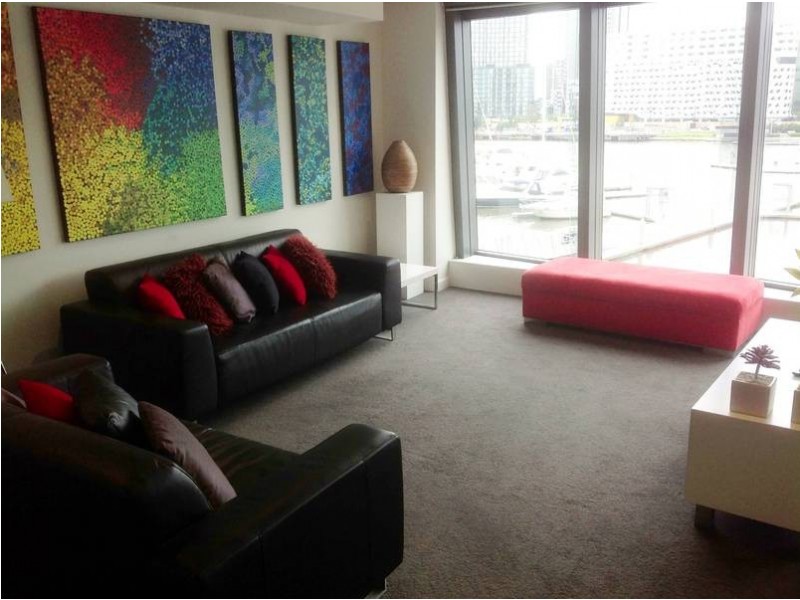 303 / 98 River Esplanade, Docklands VIC 3008