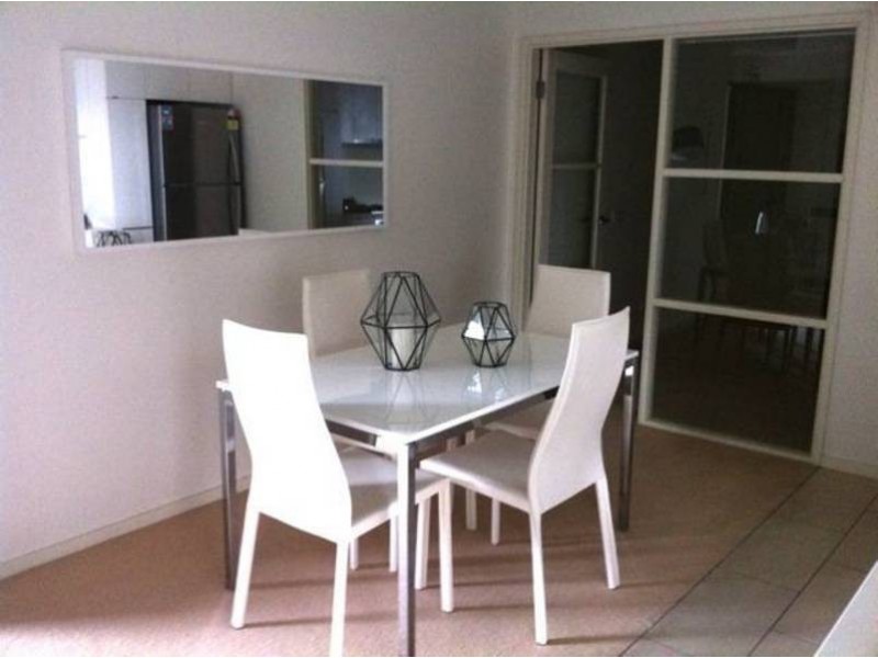 1122/60  Siddeley Street, Docklands VIC 3008
