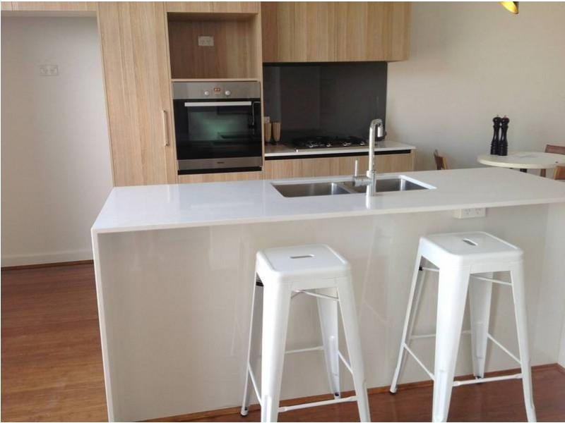 11 / 82 Roseneath Street, Clifton Hill VIC 3068