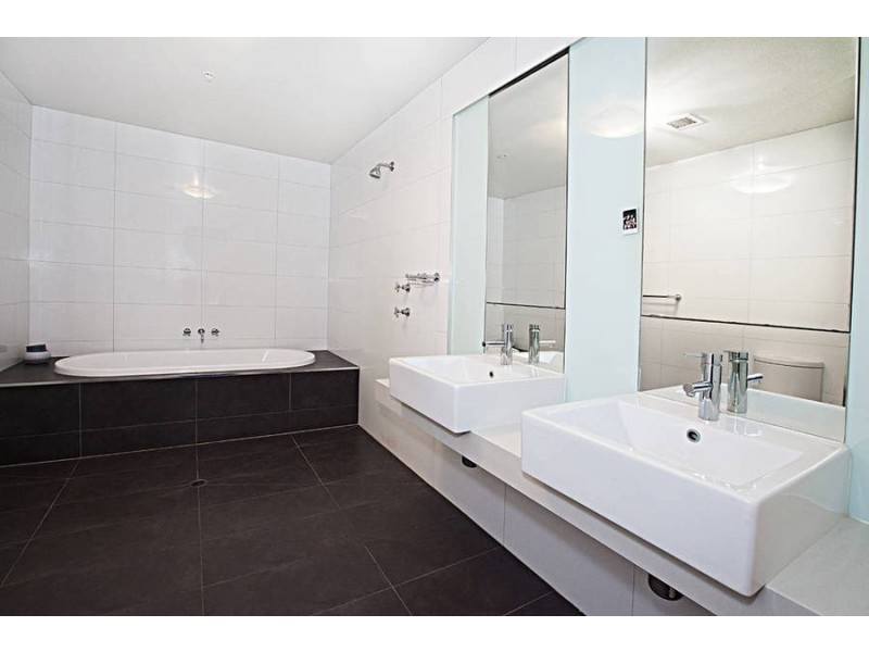 214 / 60 Siddeley Street, Docklands VIC 3008