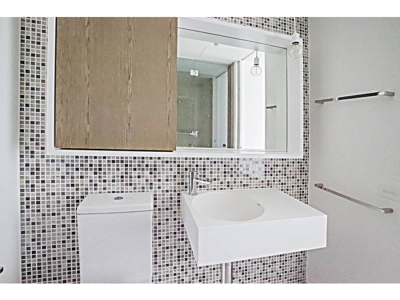 516 / 74 Queens Road, Melbourne VIC 3000