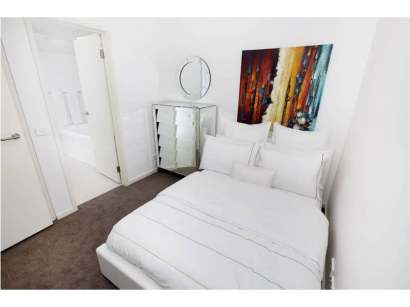 914/60 SIDDELEY STREET, Docklands VIC 3008