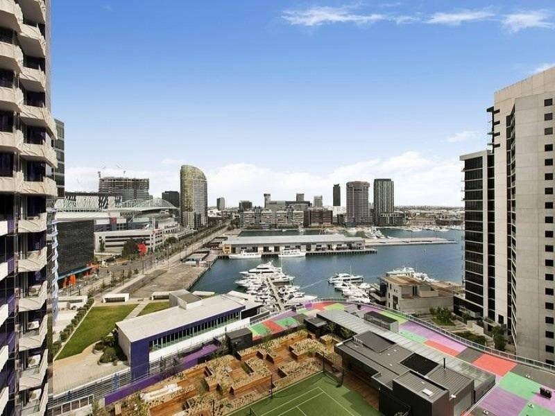 2708N / 231  Harbour Esplanade, Docklands VIC 3008