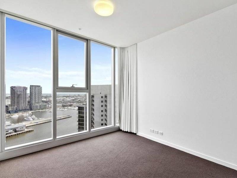 2708N / 231  Harbour Esplanade, Docklands VIC 3008