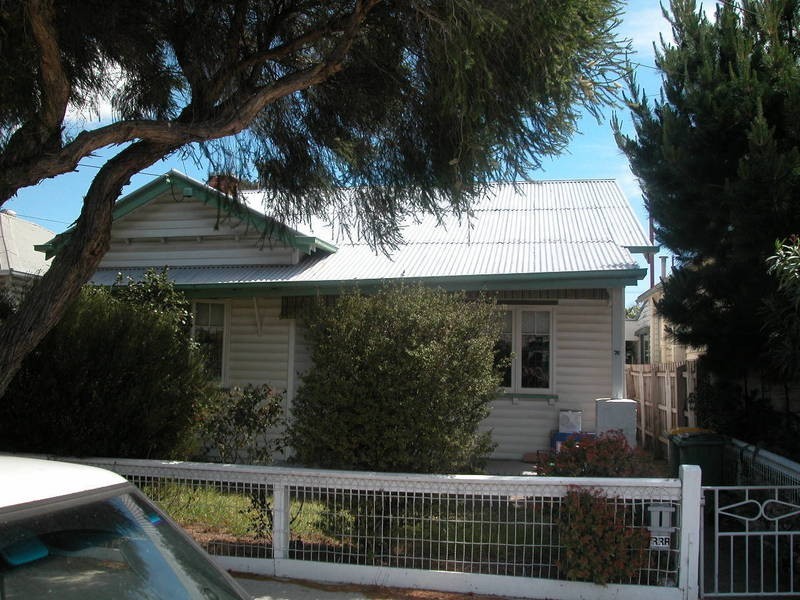 76 Empress Avenue, Kingsville VIC 3012