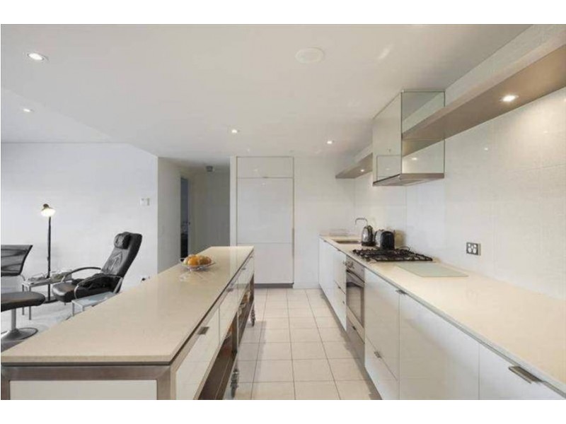 2005/90 Lorimer Street, Docklands VIC 3008