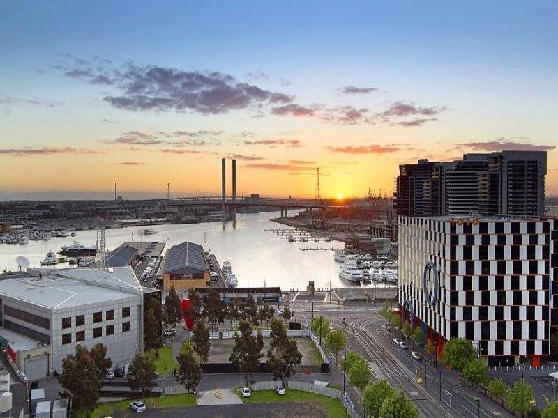 1102/673 Latrobe Street, Docklands VIC 3008