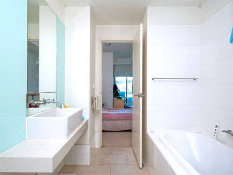 5/60 Siddeley Street, Docklands VIC 3008